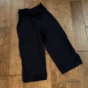 Girls Lightweight Cropped Black Wide-Leg Pants